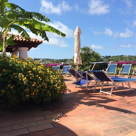 Villetta Con Giardino Esclusivo Di 1000 Mq, Piscina, Tennis, Calcio, Bocce Forio di Ischia Екстериор снимка