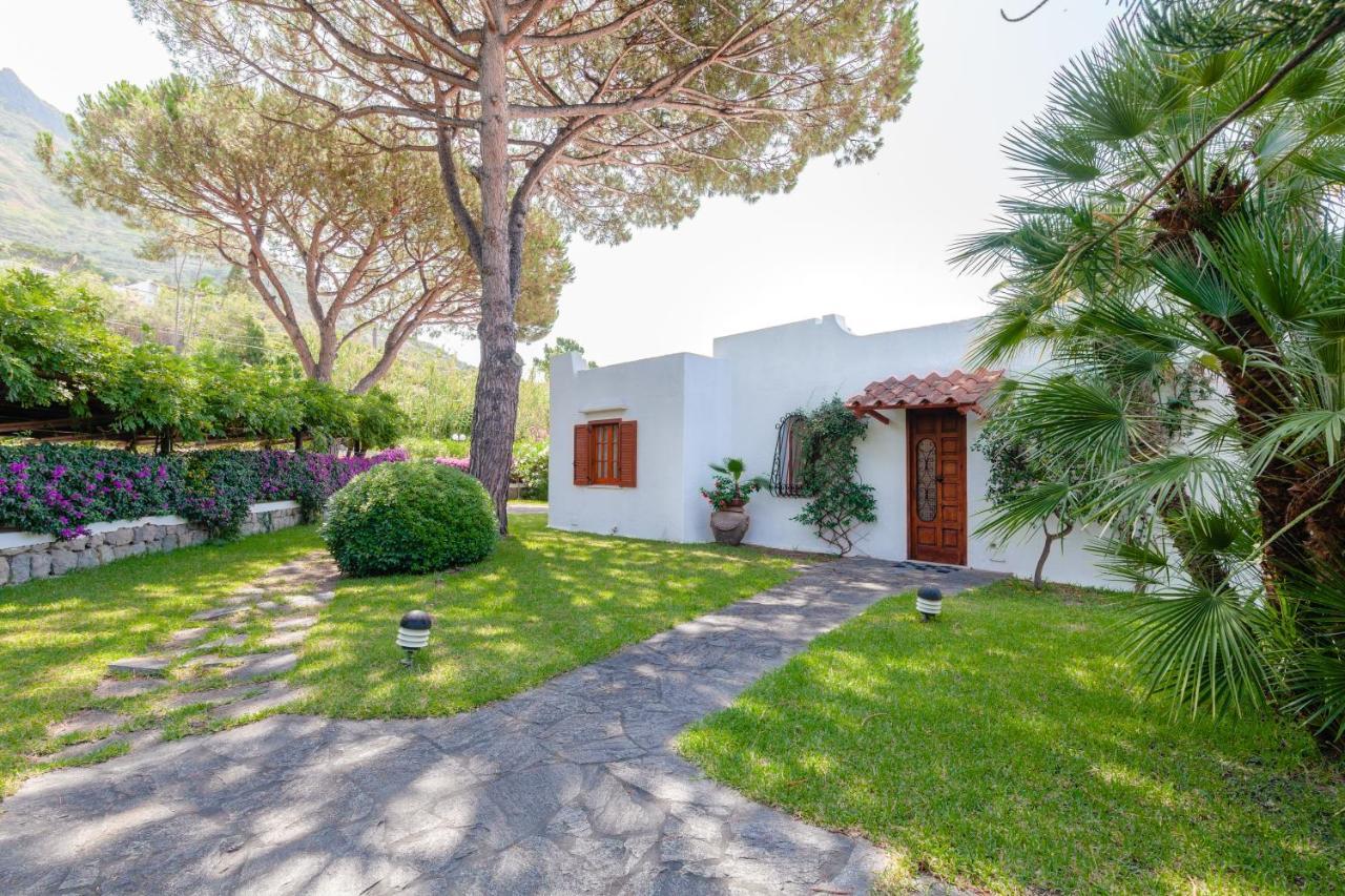 Villetta Con Giardino Esclusivo Di 1000 Mq, Piscina, Tennis, Calcio, Bocce Forio di Ischia Екстериор снимка