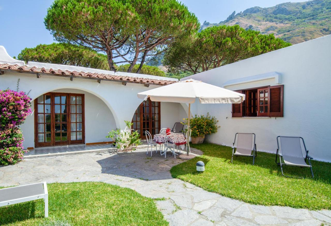 Villetta Con Giardino Esclusivo Di 1000 Mq, Piscina, Tennis, Calcio, Bocce Forio di Ischia Екстериор снимка