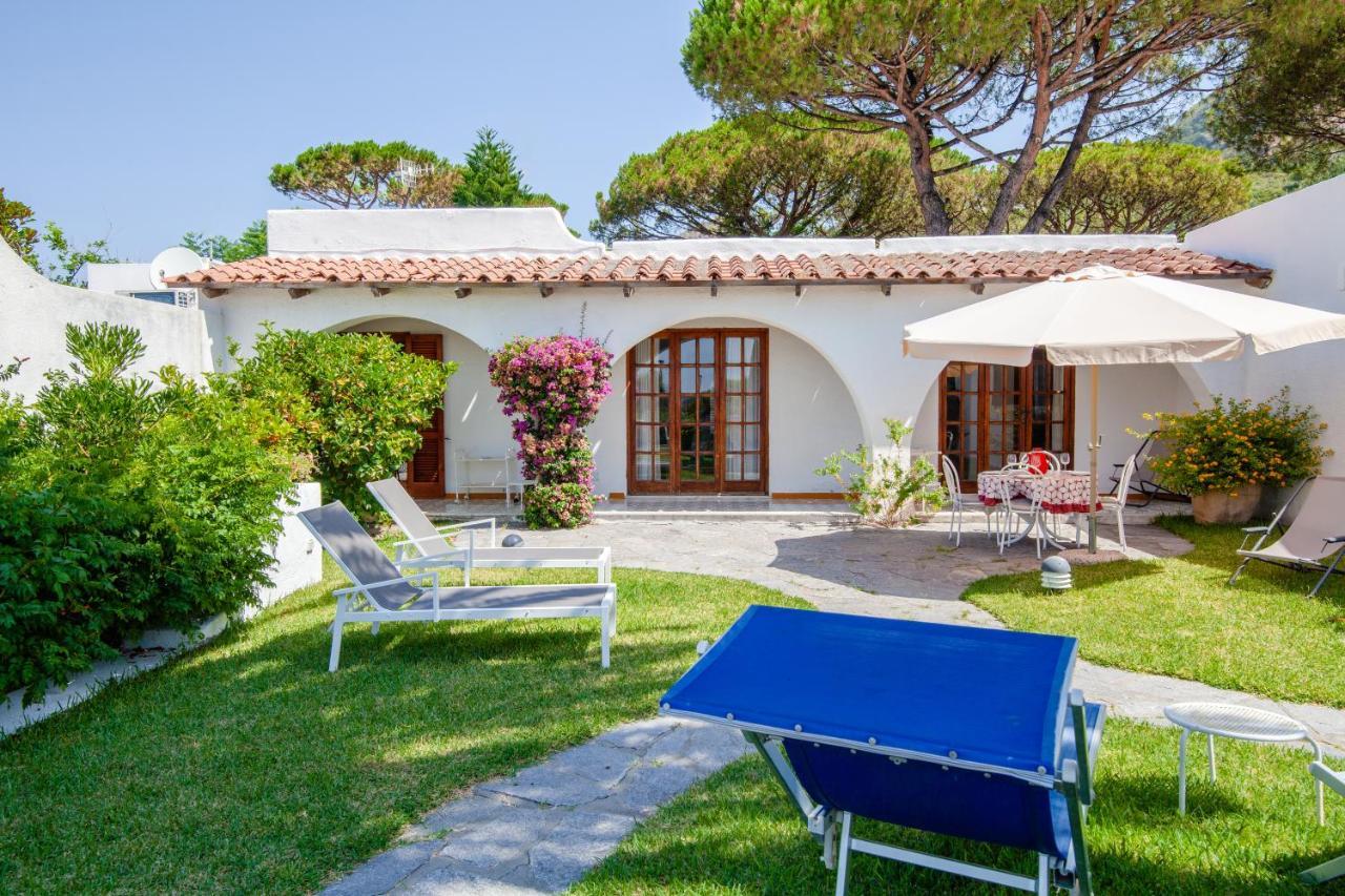 Villetta Con Giardino Esclusivo Di 1000 Mq, Piscina, Tennis, Calcio, Bocce Forio di Ischia Екстериор снимка