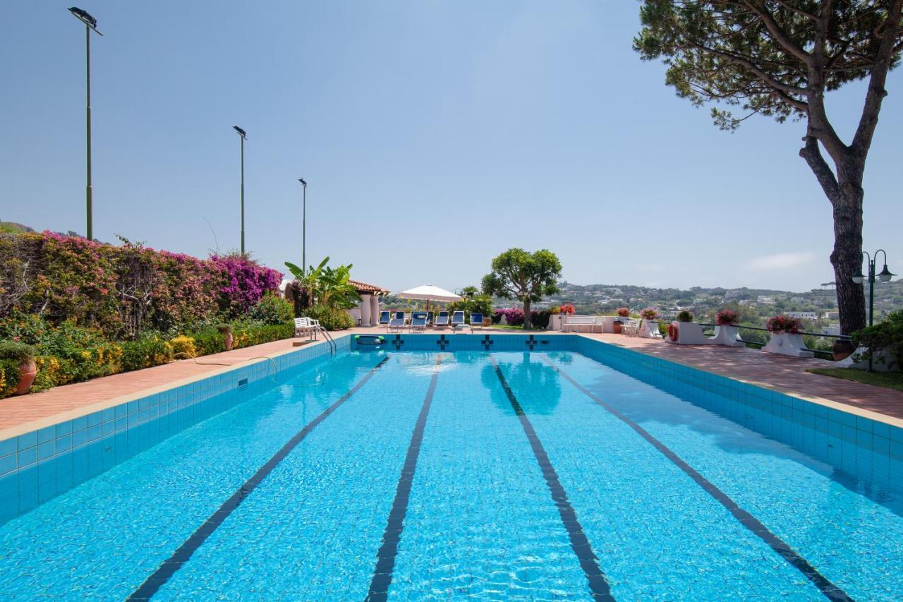 Villetta Con Giardino Esclusivo Di 1000 Mq, Piscina, Tennis, Calcio, Bocce Forio di Ischia Екстериор снимка