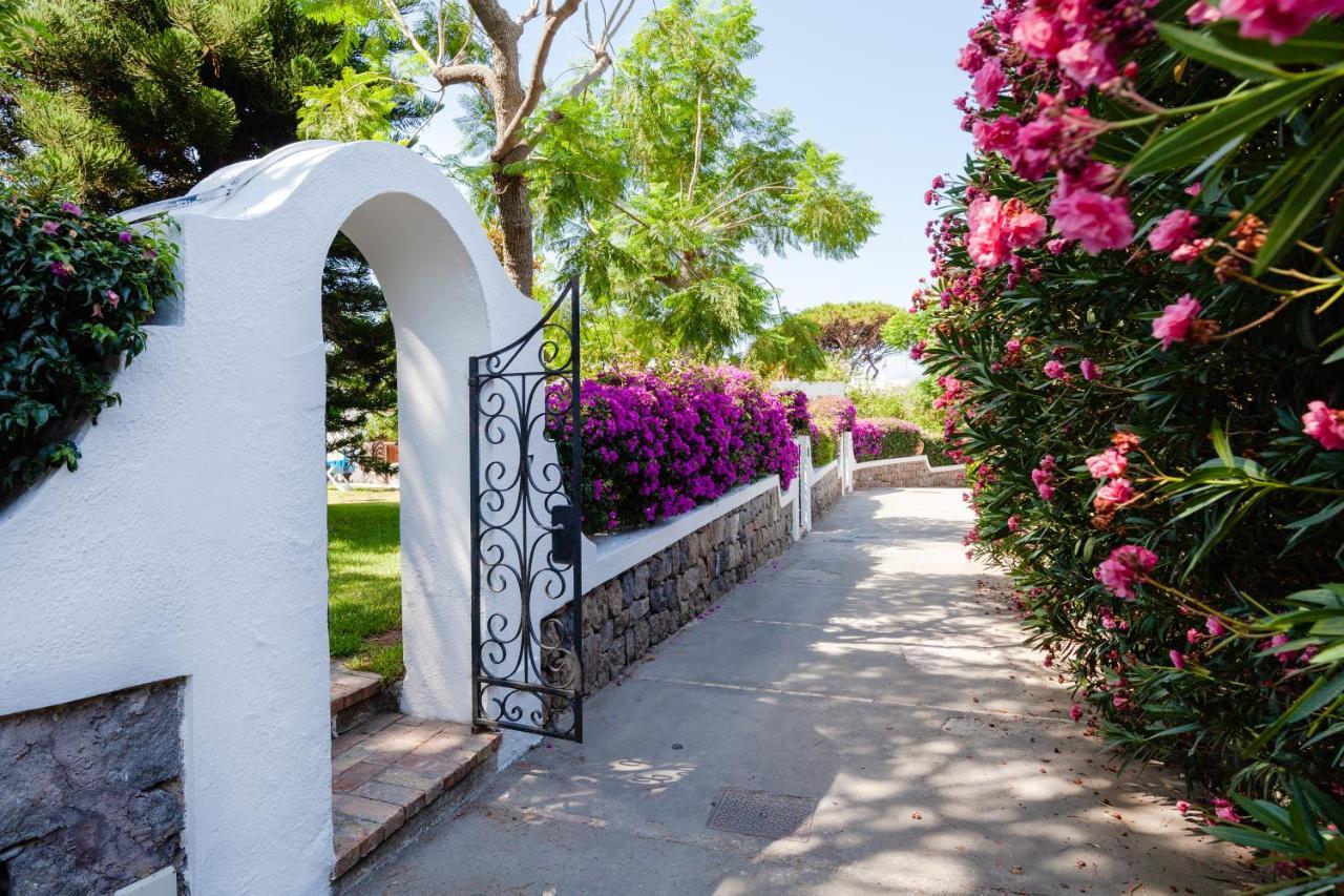 Villetta Con Giardino Esclusivo Di 1000 Mq, Piscina, Tennis, Calcio, Bocce Forio di Ischia Екстериор снимка