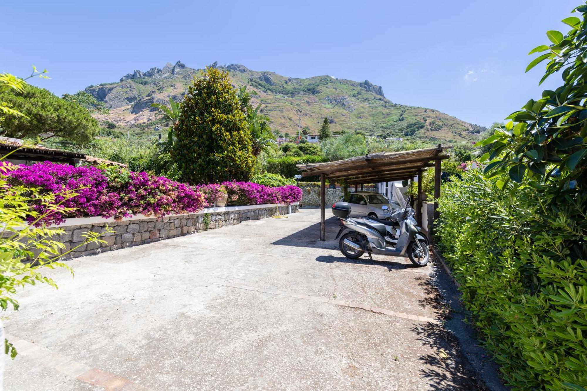 Villetta Con Giardino Esclusivo Di 1000 Mq, Piscina, Tennis, Calcio, Bocce Forio di Ischia Екстериор снимка